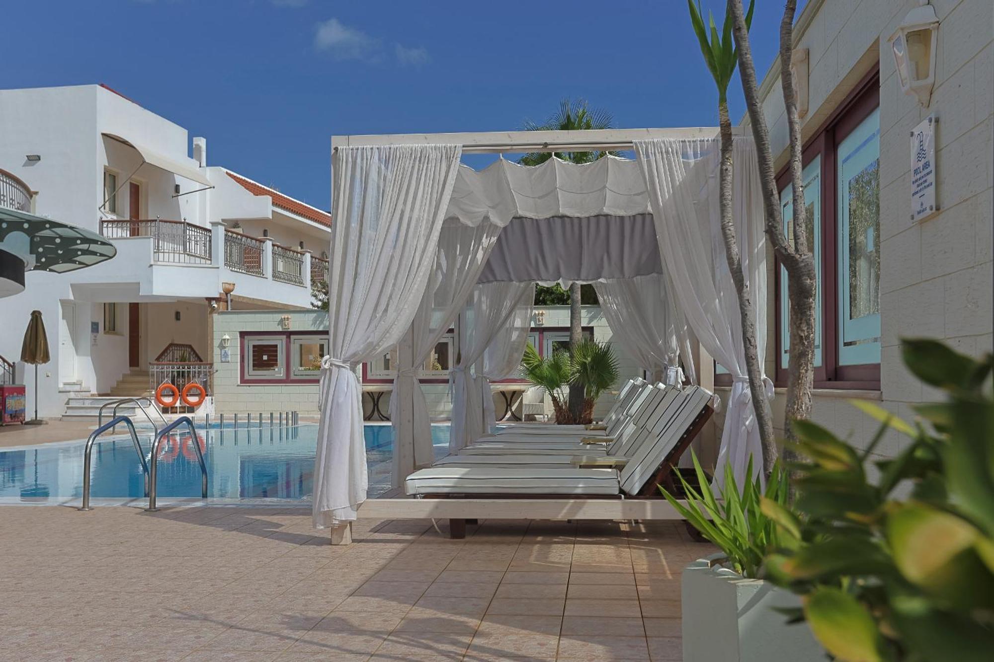 Bella Elena By Estia Lejlighedshotel Malia Eksteriør billede