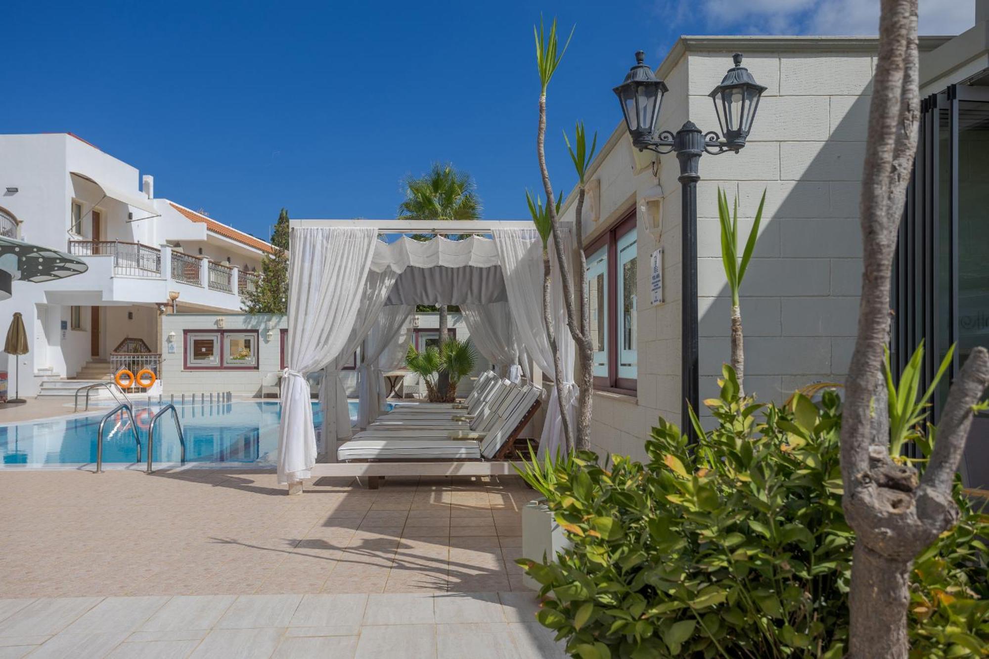 Bella Elena By Estia Lejlighedshotel Malia Eksteriør billede